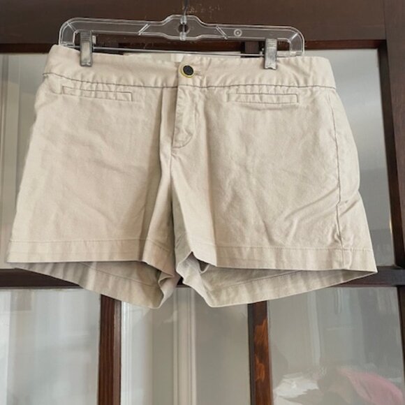 Bundle of Shorts, J.Crew and Banana Republic, Size 8 - Picture 8 of 13